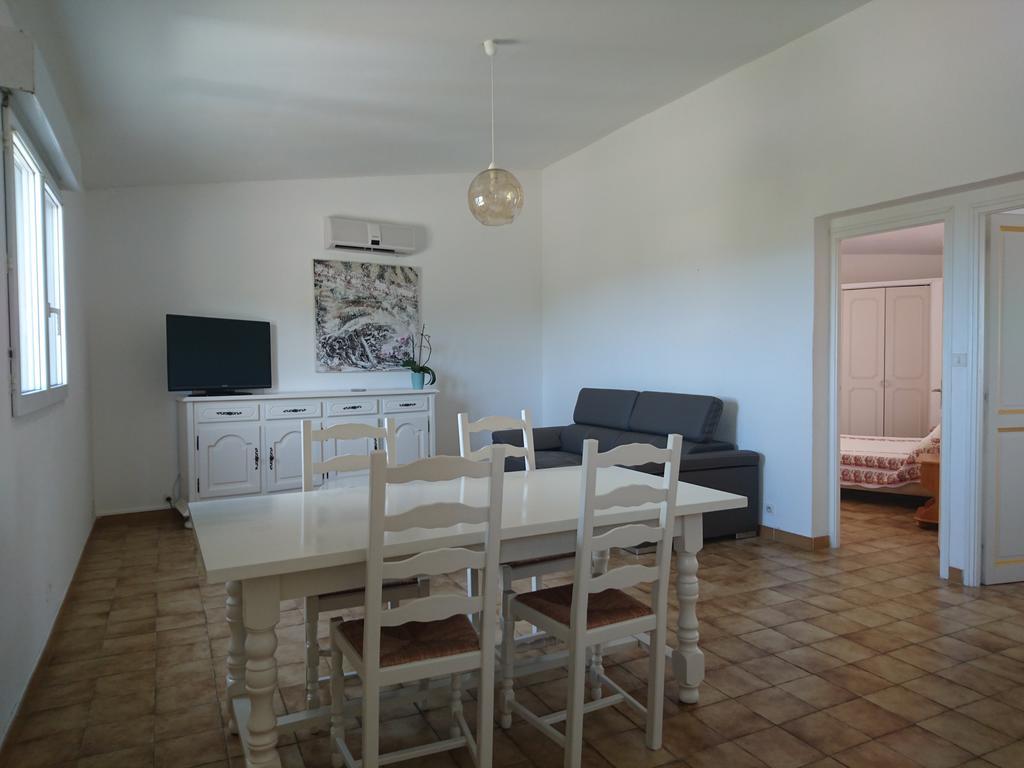 Hotel Residence San Pieru Tarcu Rum bild