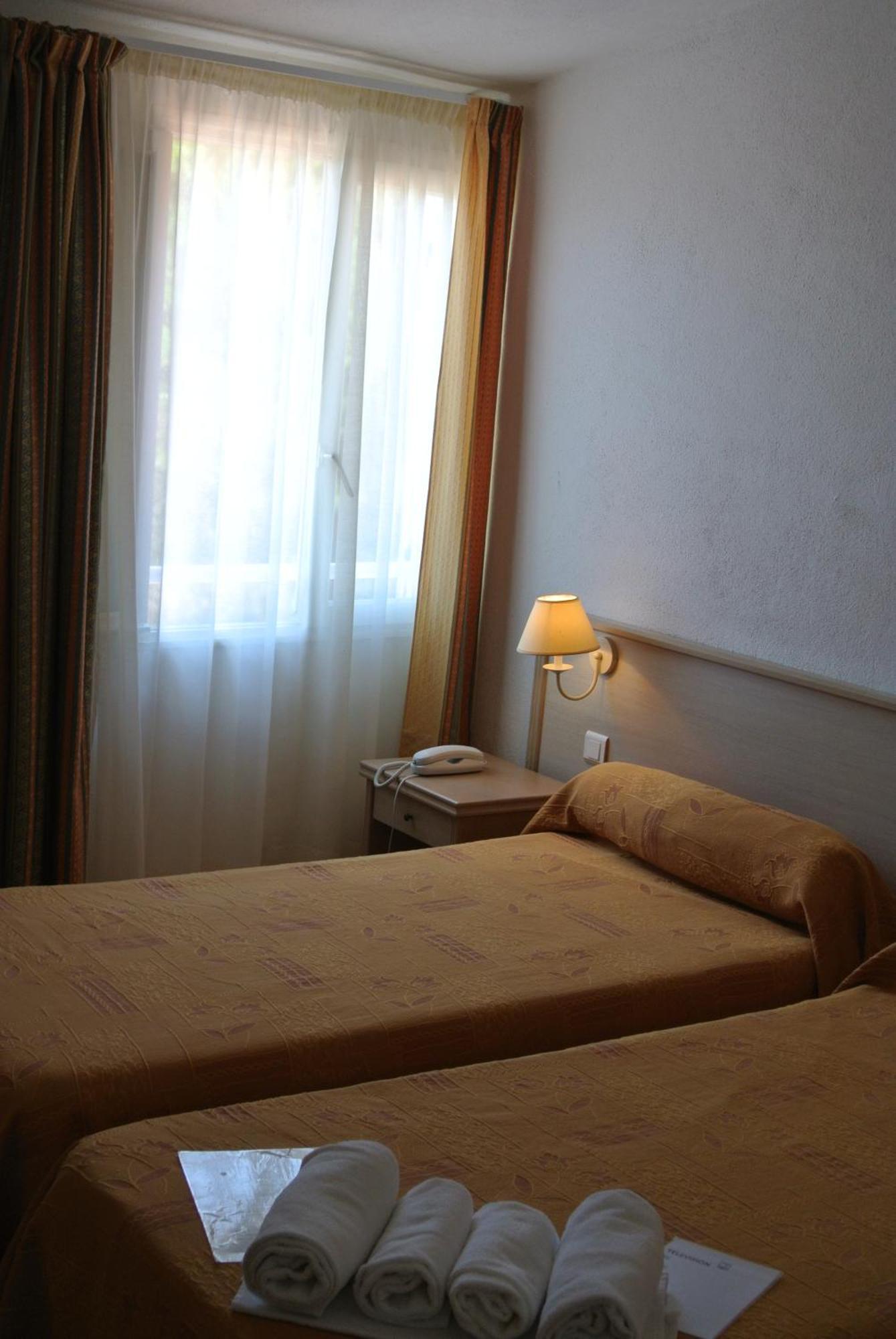 Hotel Residence San Pieru Tarcu Exteriör bild